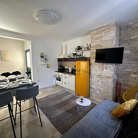Luka * Privlaka (Zadar)